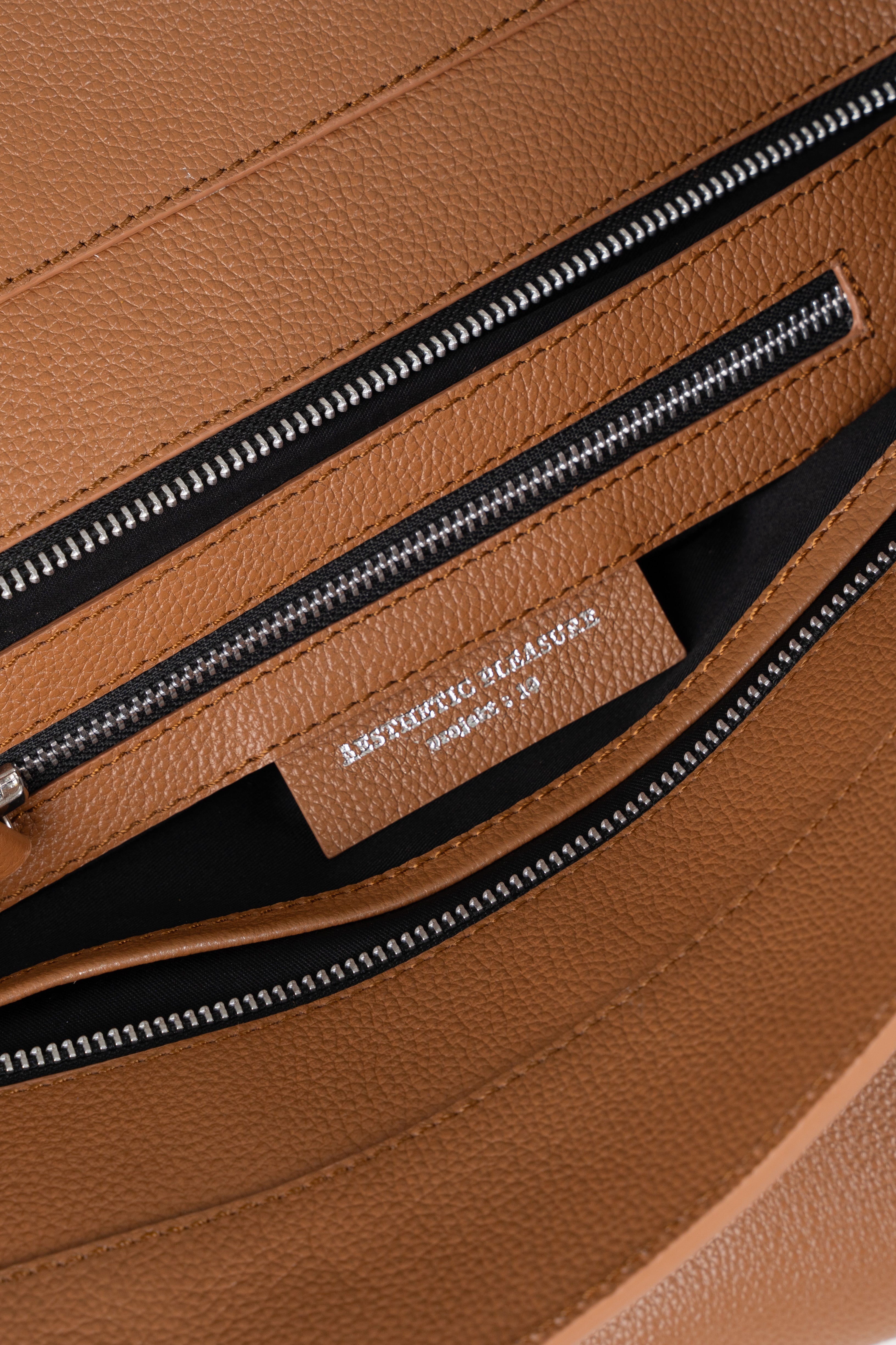 Affix Bag Grain Camel