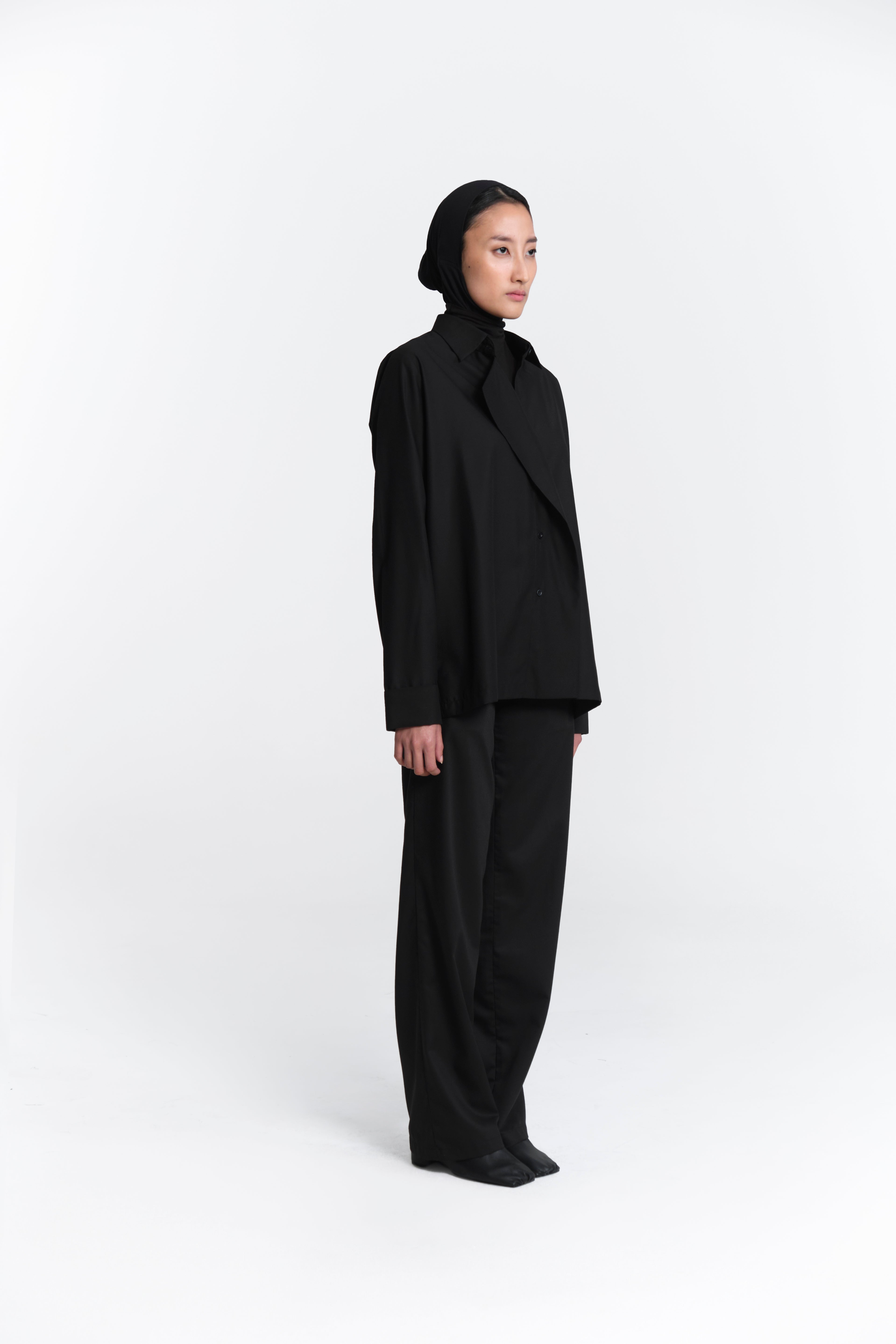 Arqa Shirt Black