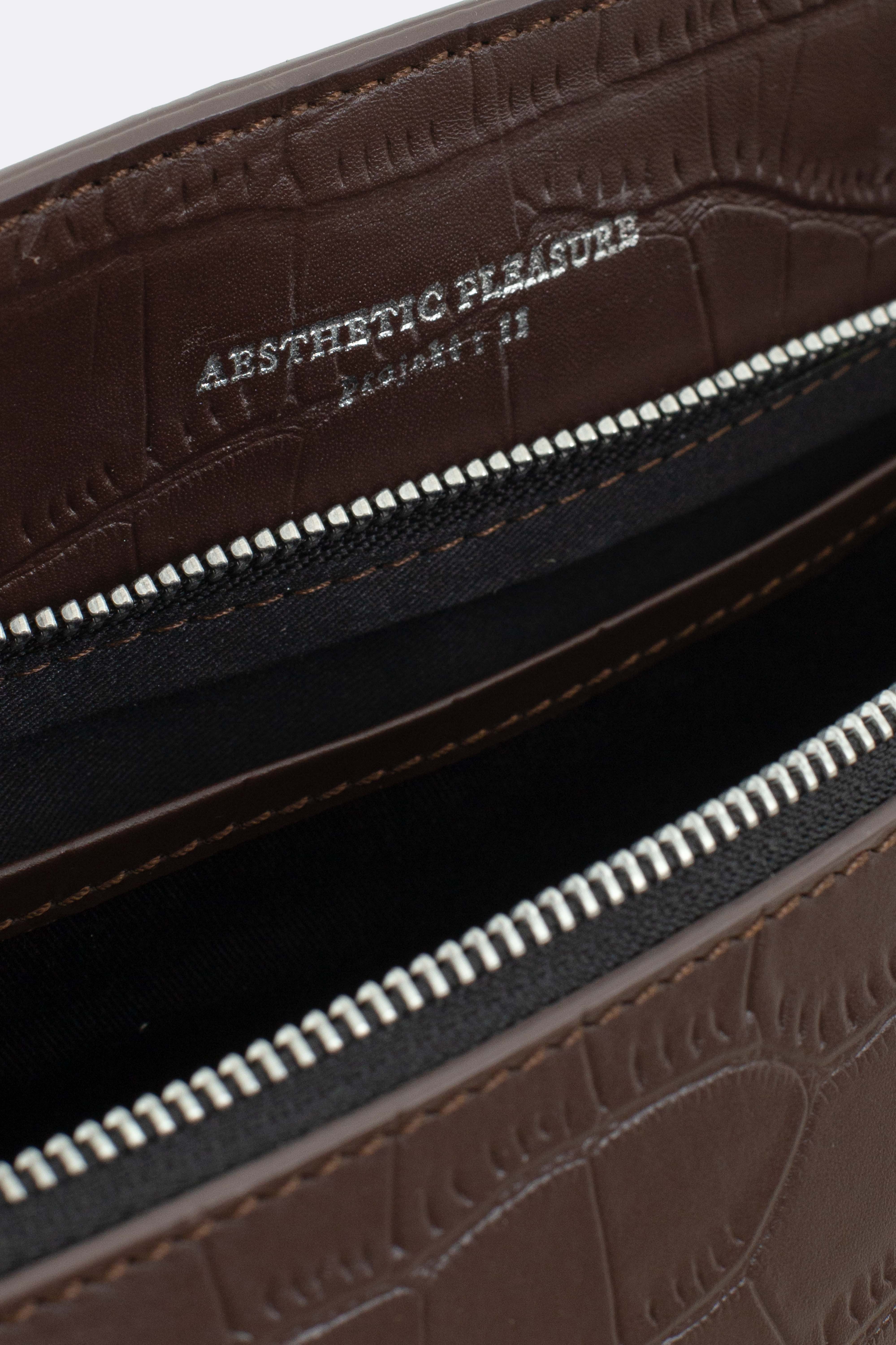 Ace Baguette Bag Alligator Brown