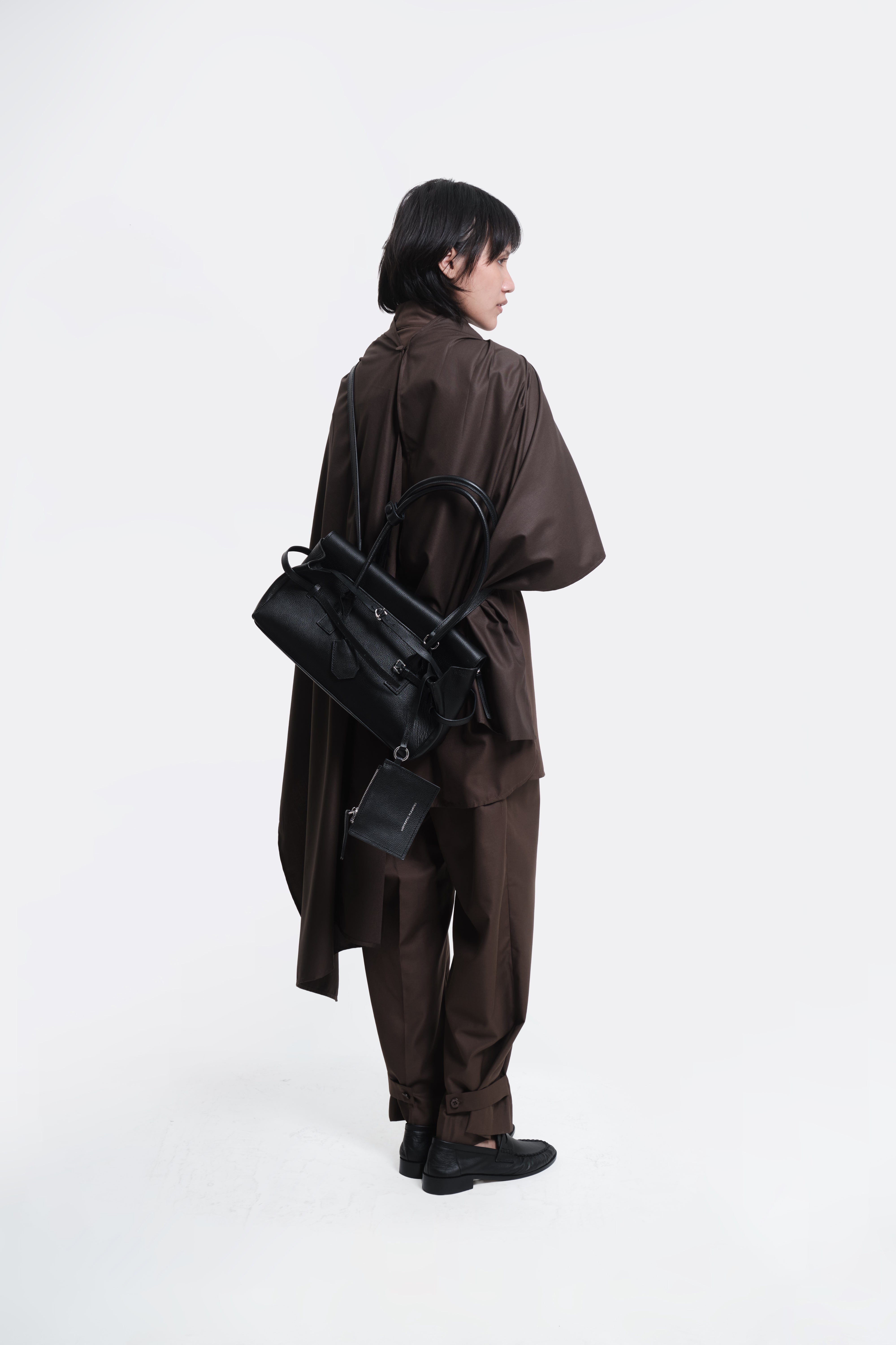 Obi Baguette Bag Grain Black