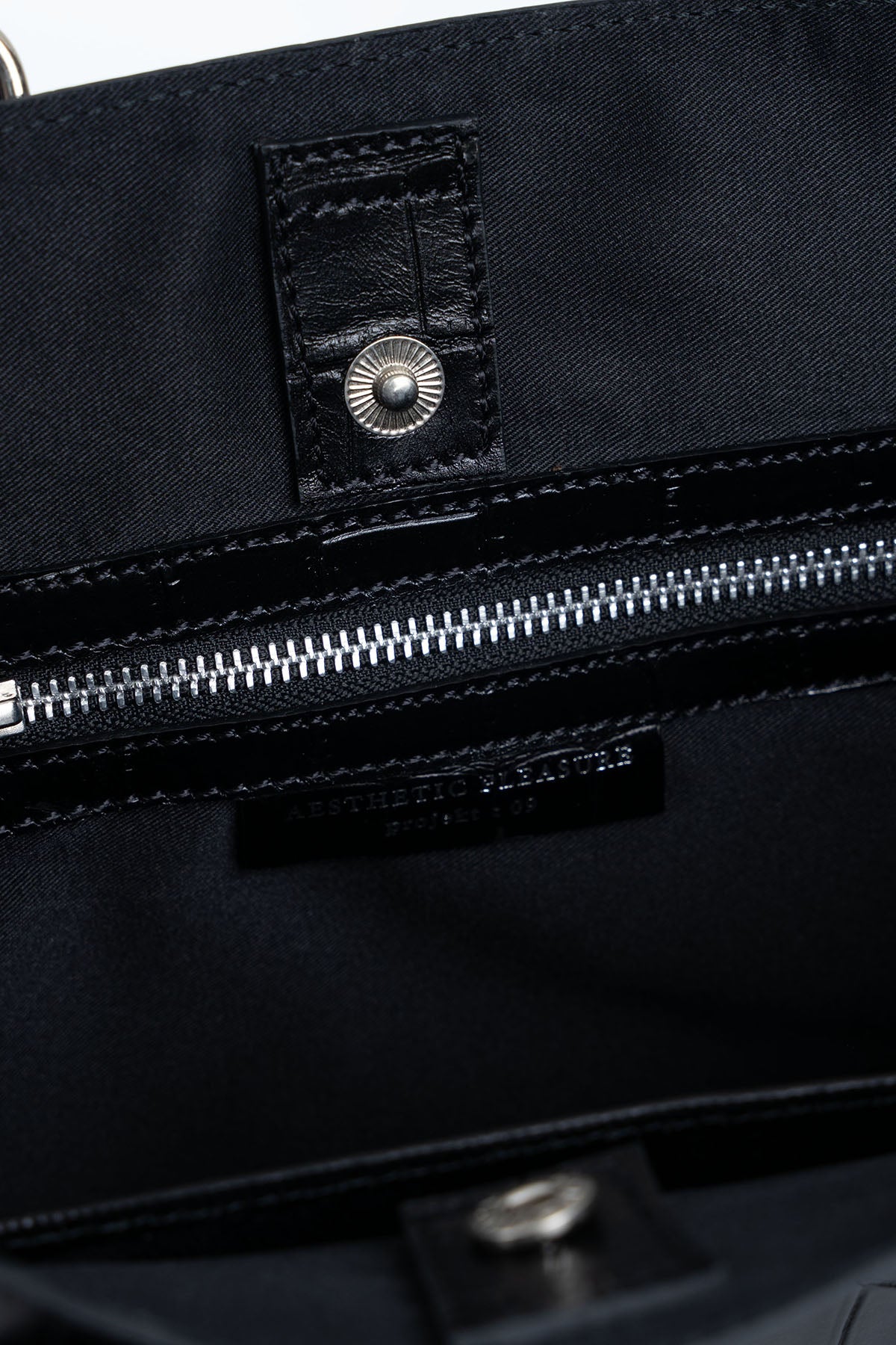 Closer Bag Alligator Black