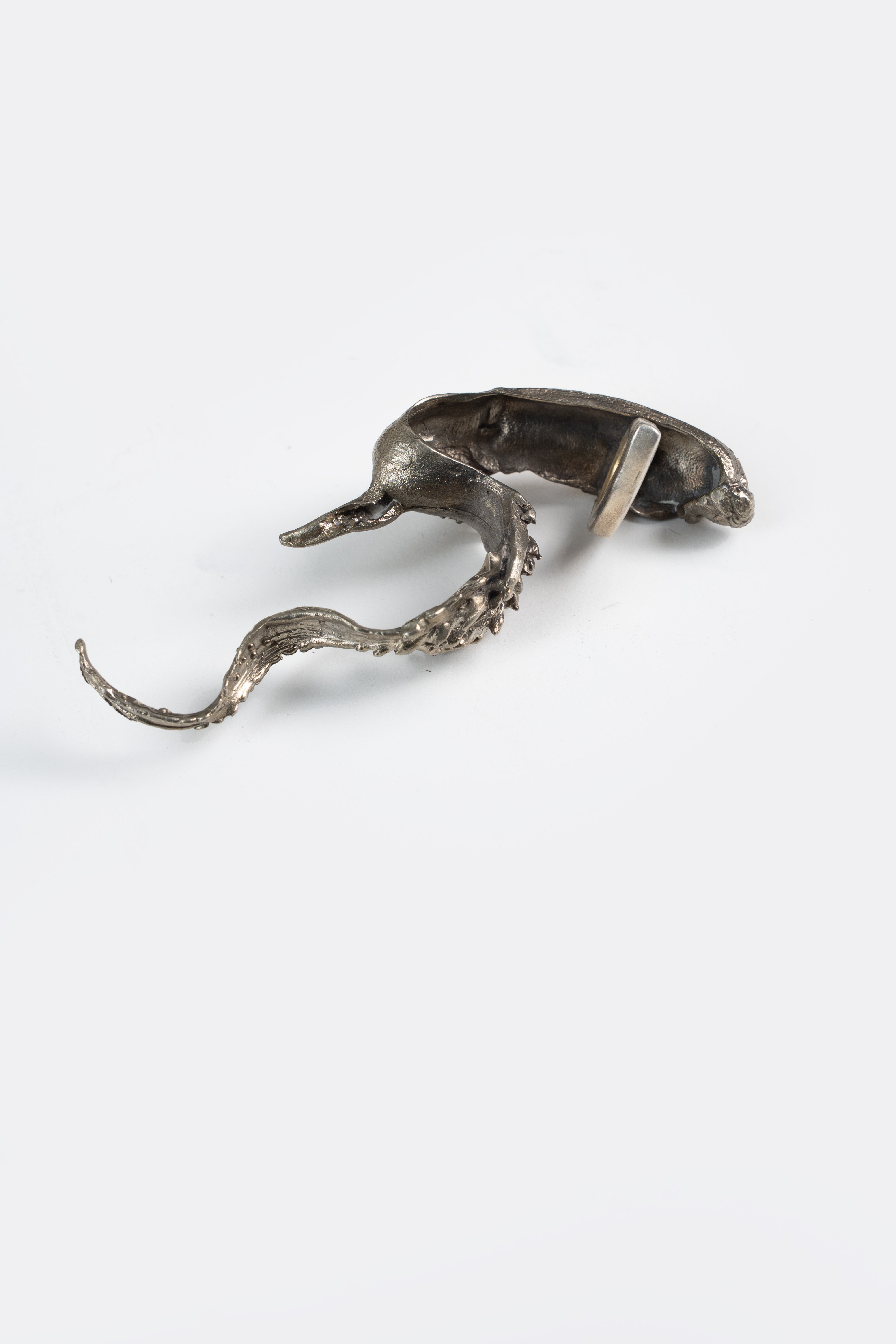 Mahija x AP Alpaca Earcuff