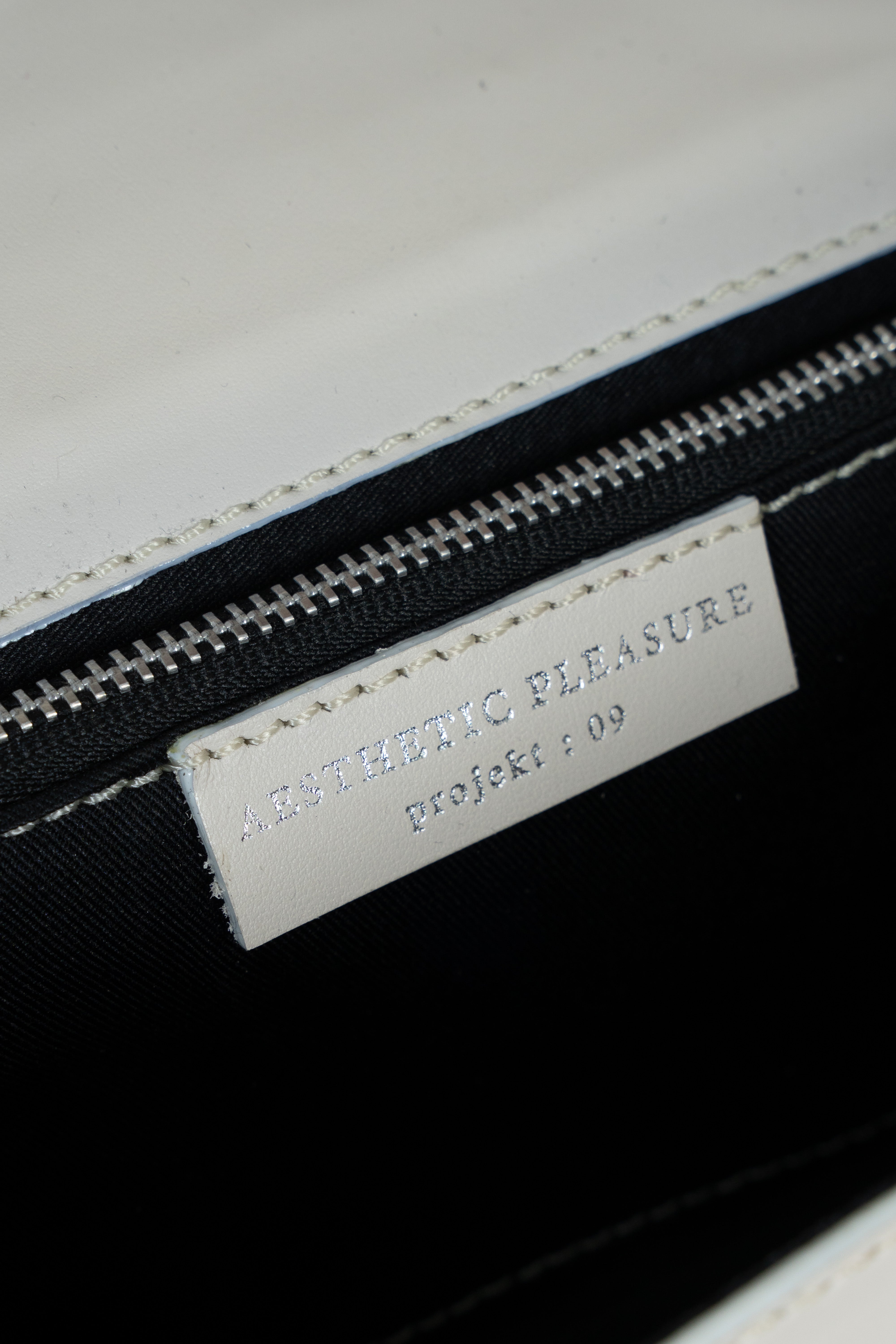 Huis Bag Nappa White