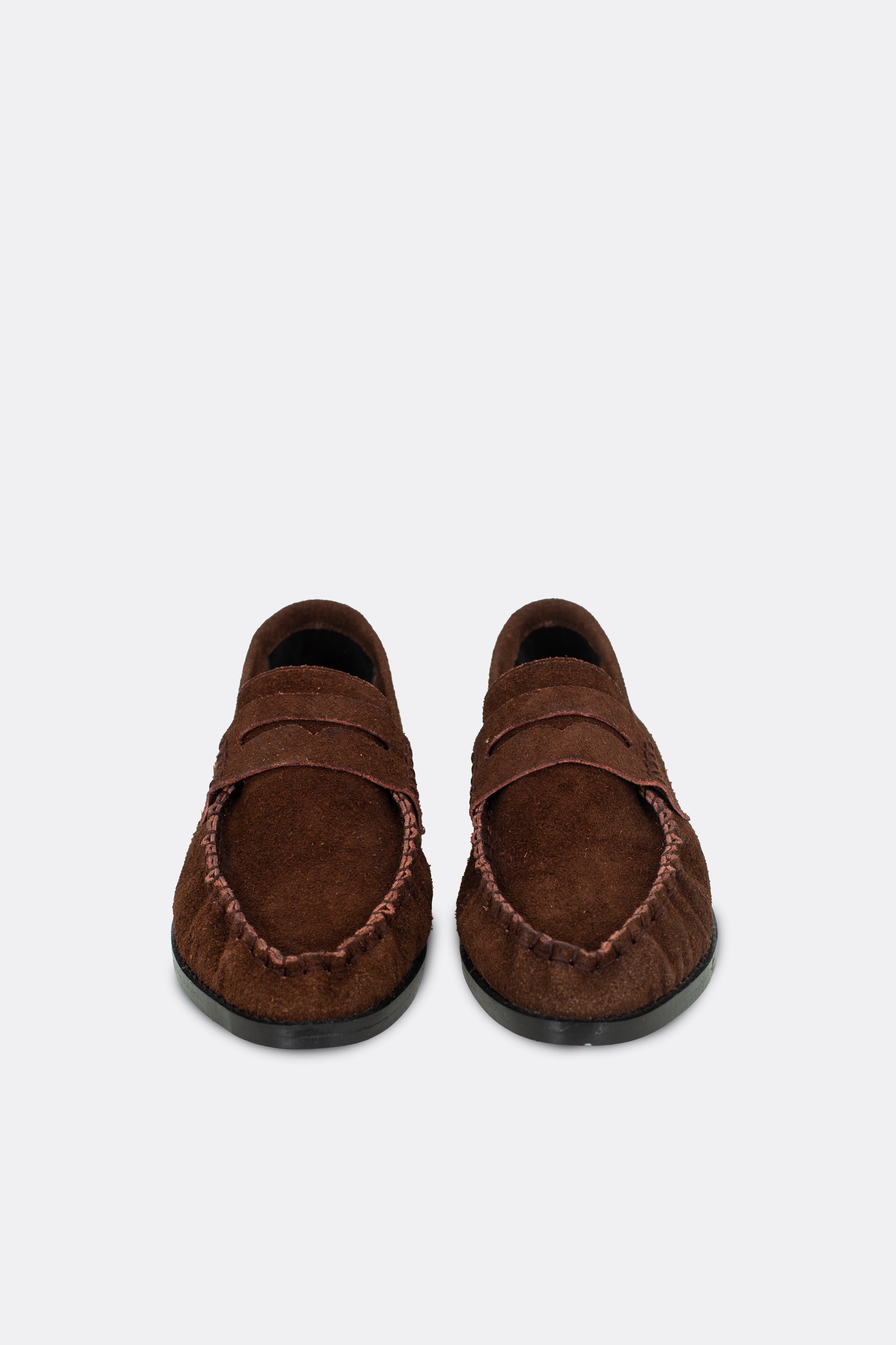 Loaf Shoes Suede Brown