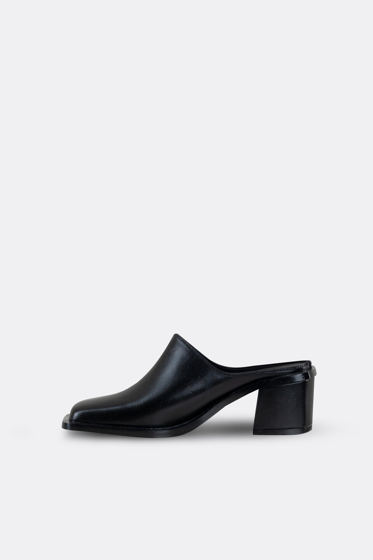 Naar Mules With Heels