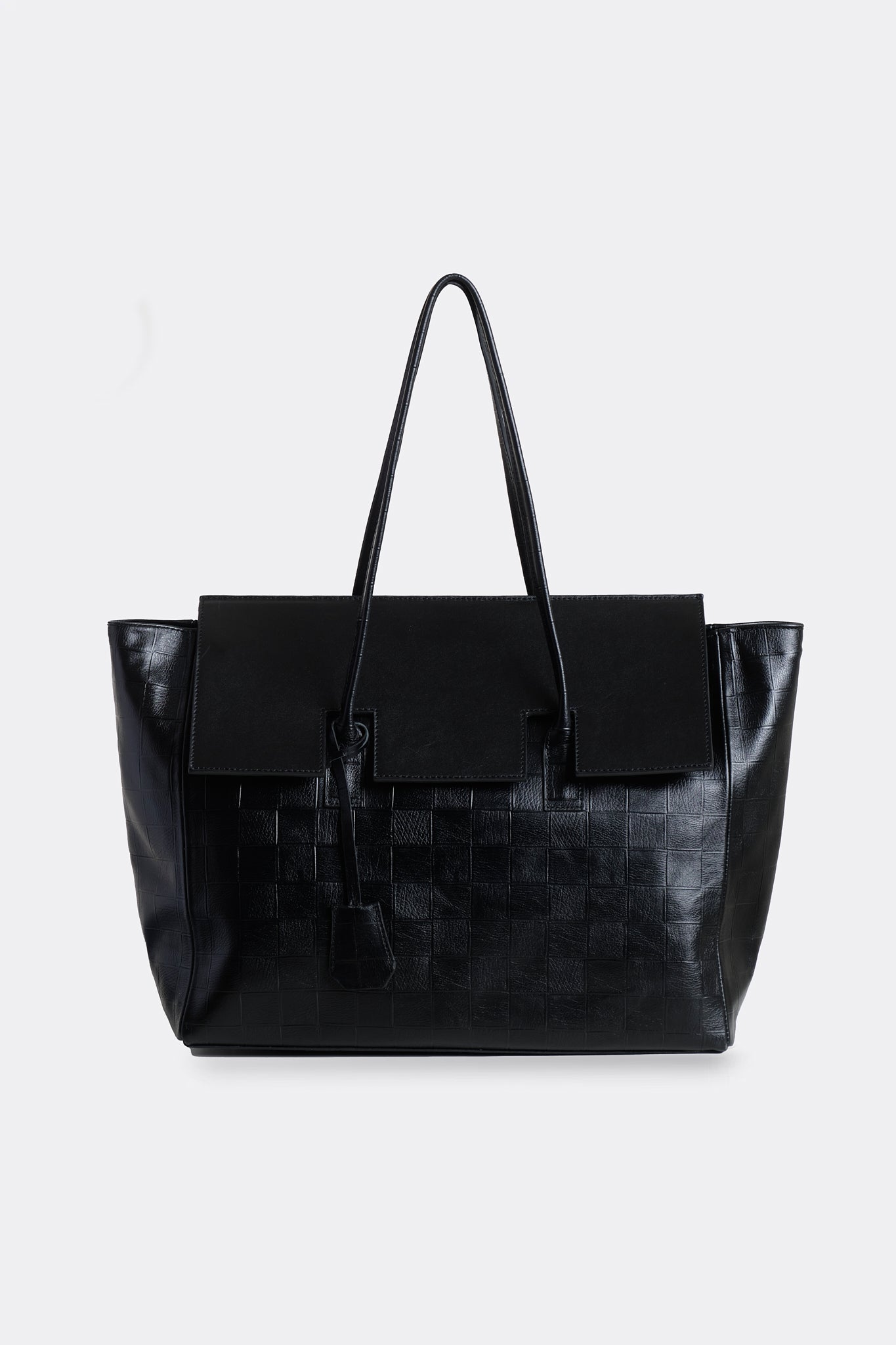 Slits Flap Essens Large Nappa Black