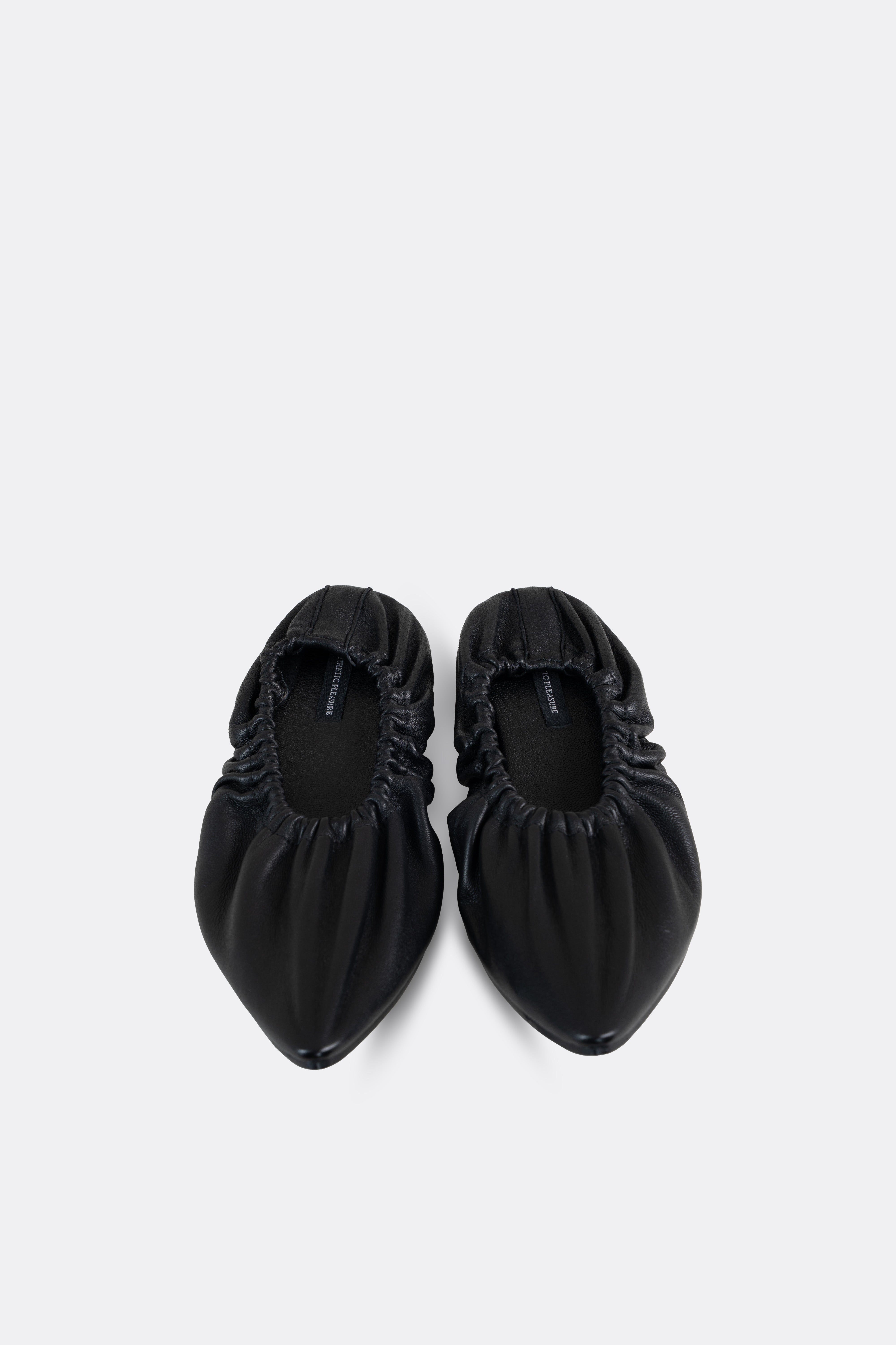 Treis Flats Shoes