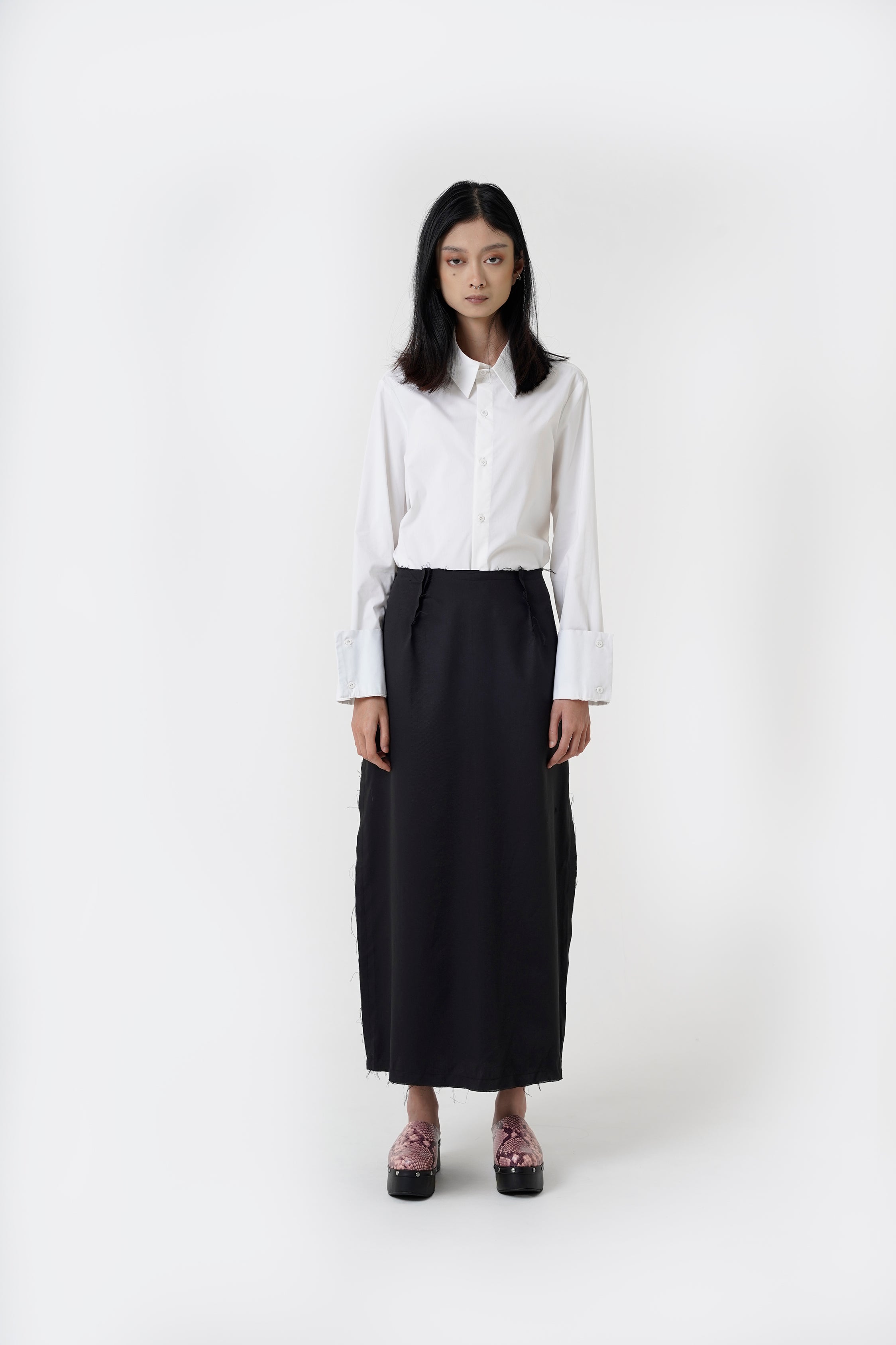 Unfinished Skirt Black