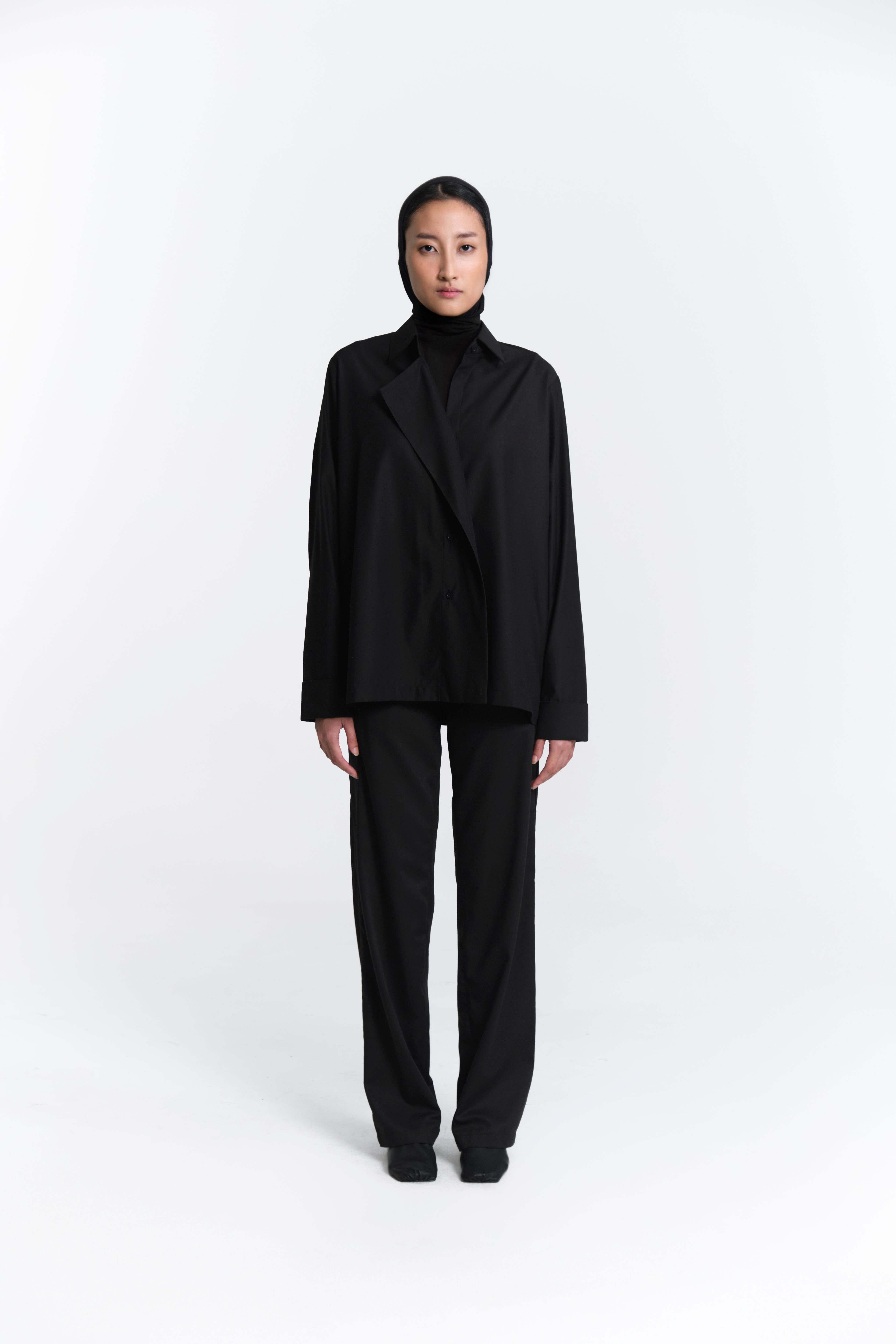 Arqa Shirt Black