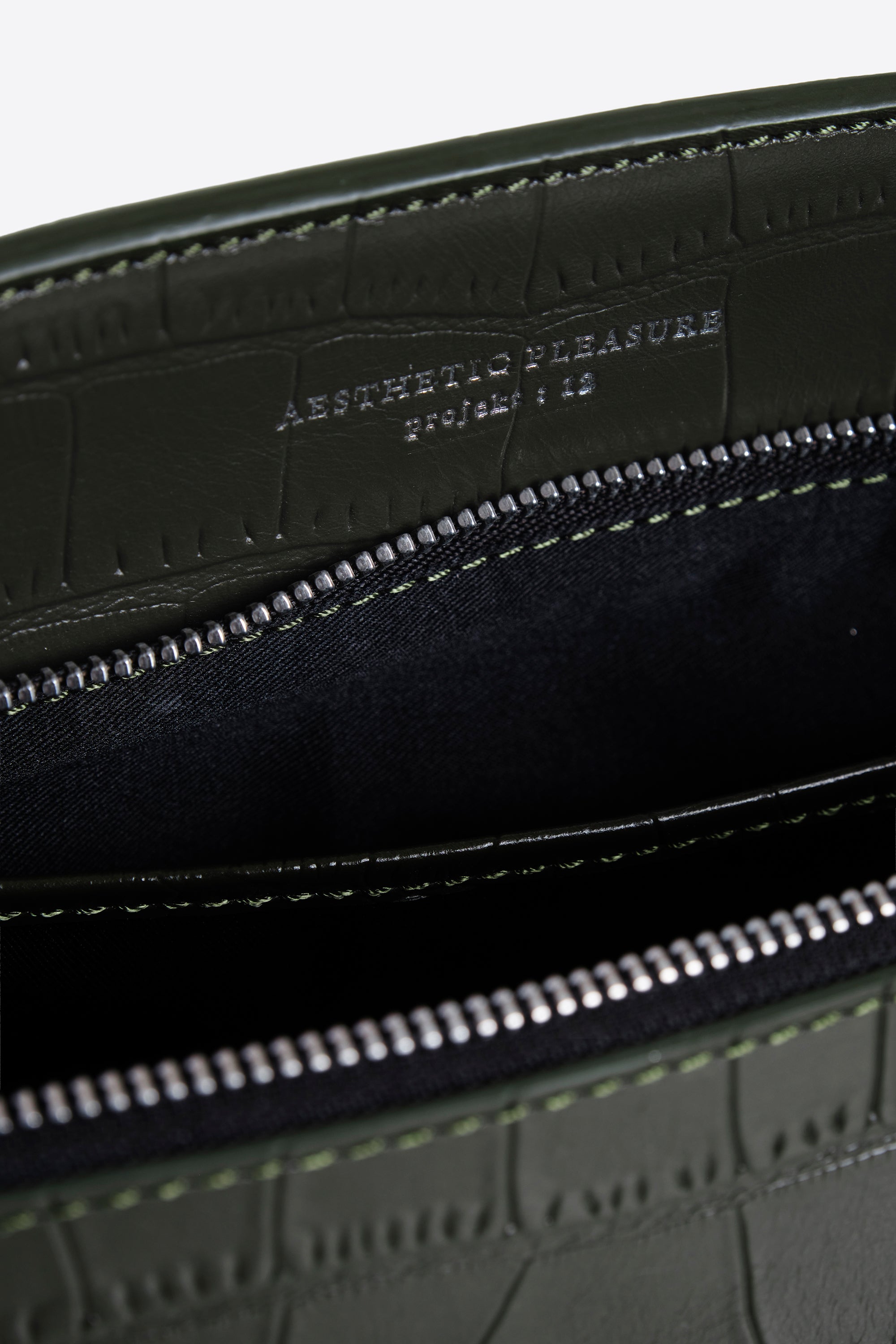 Ace Baguette Bag Alligator Olive