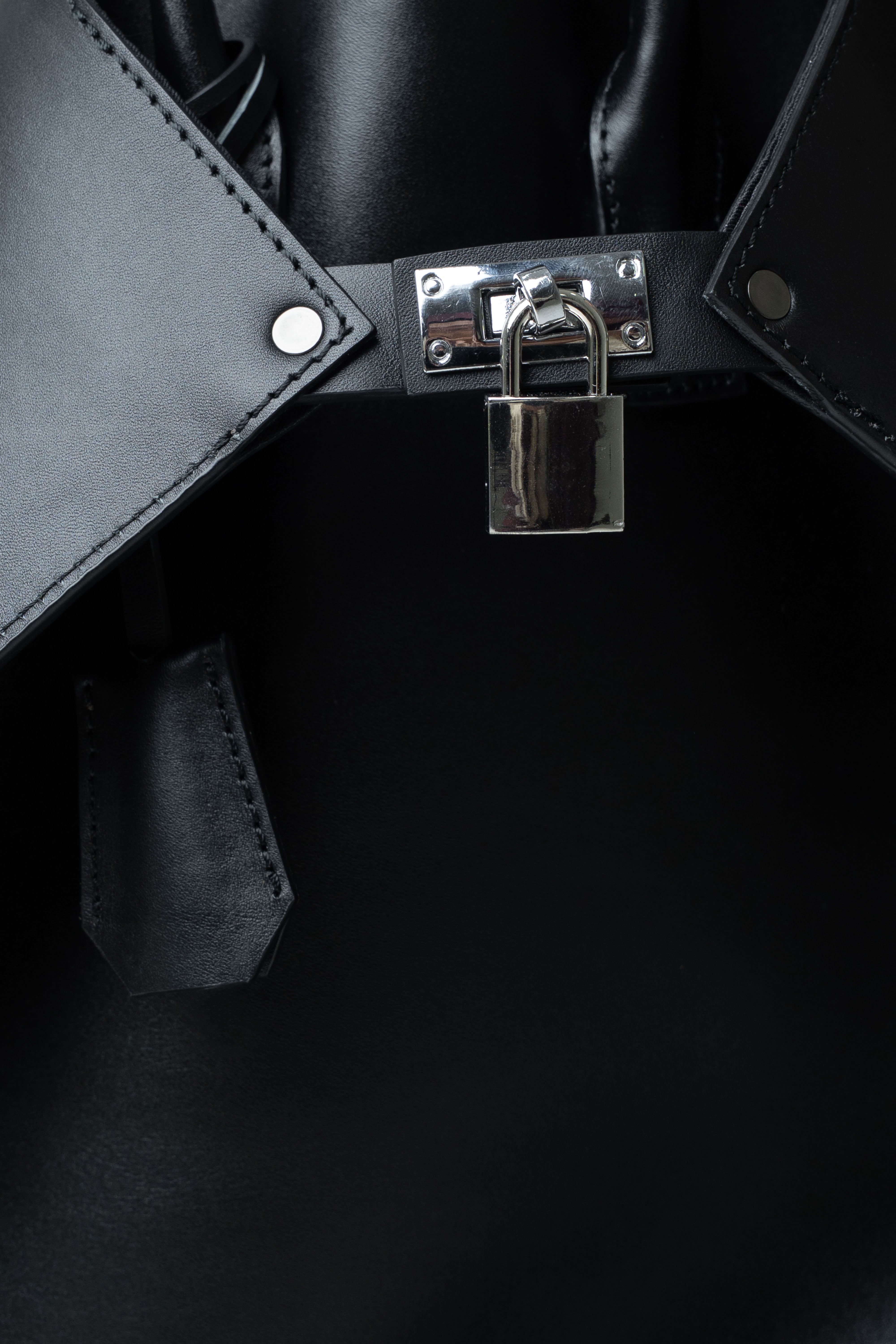 Closer Backpack Nappa Black