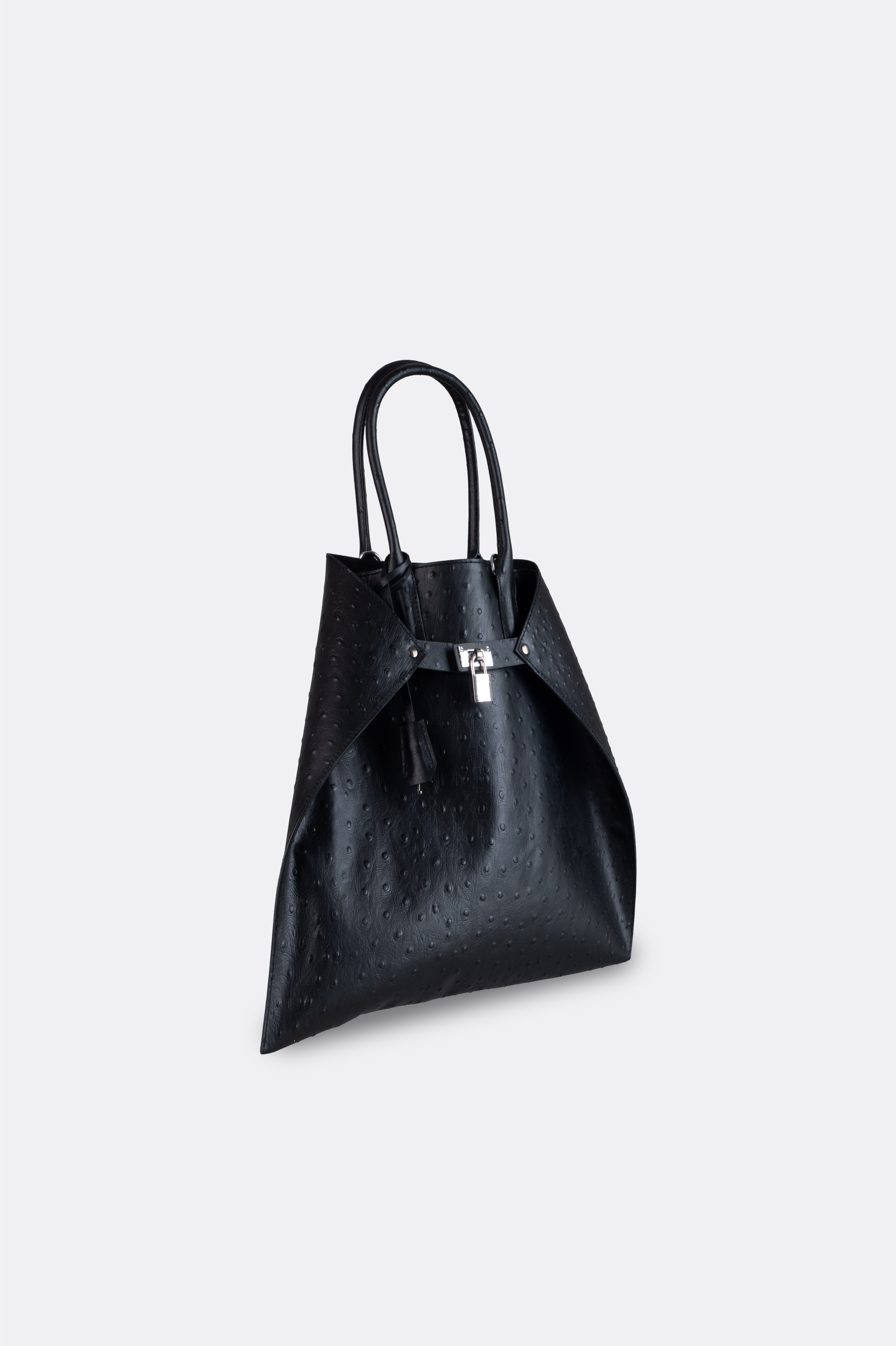 Closer Bag Ostrich Black