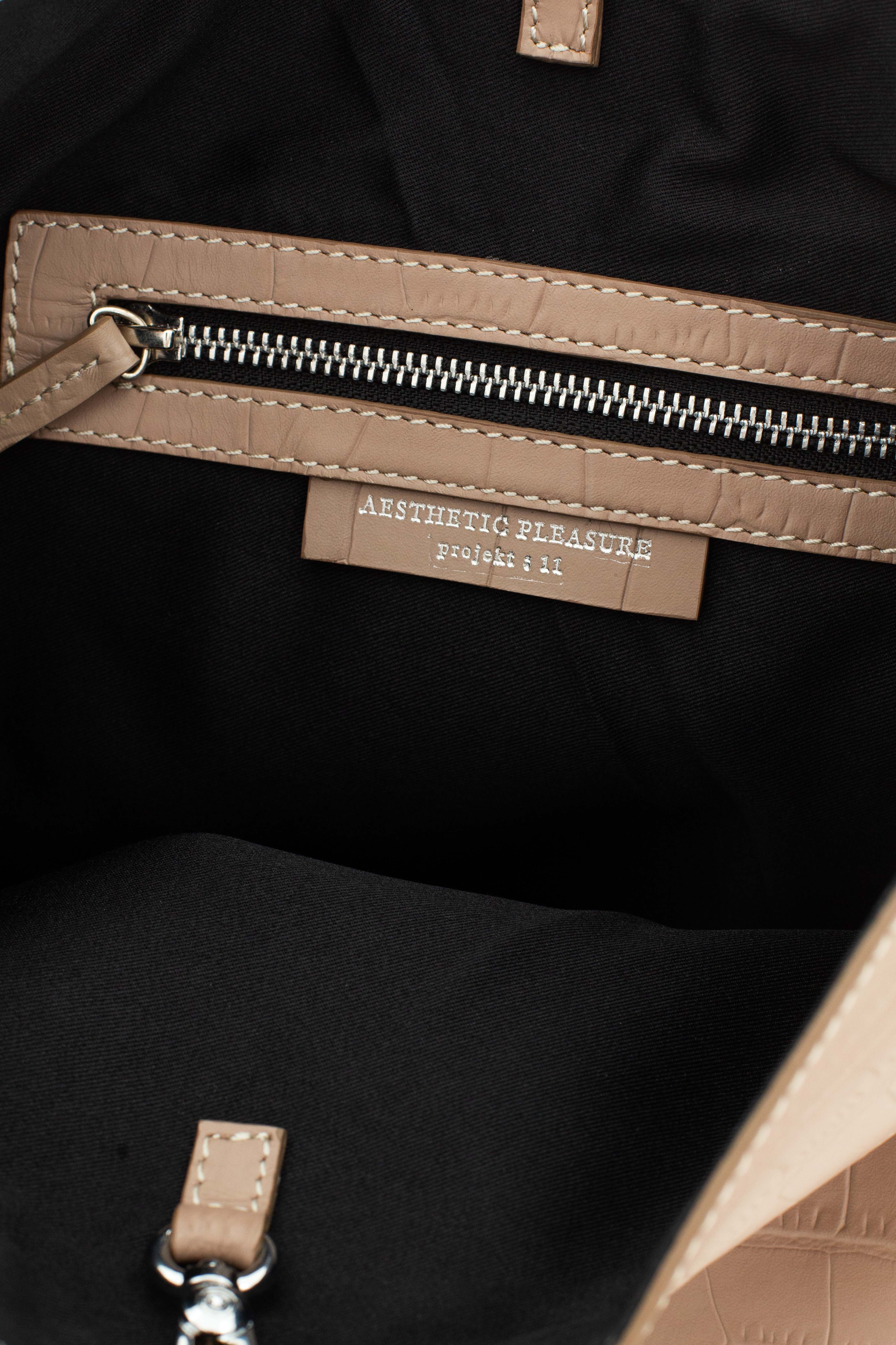 Closer Backpack Alligator Beige