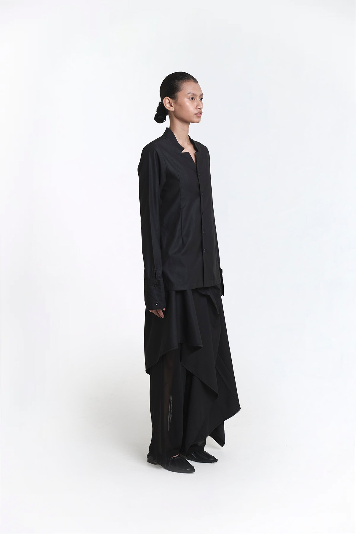 Invert Shirt Black