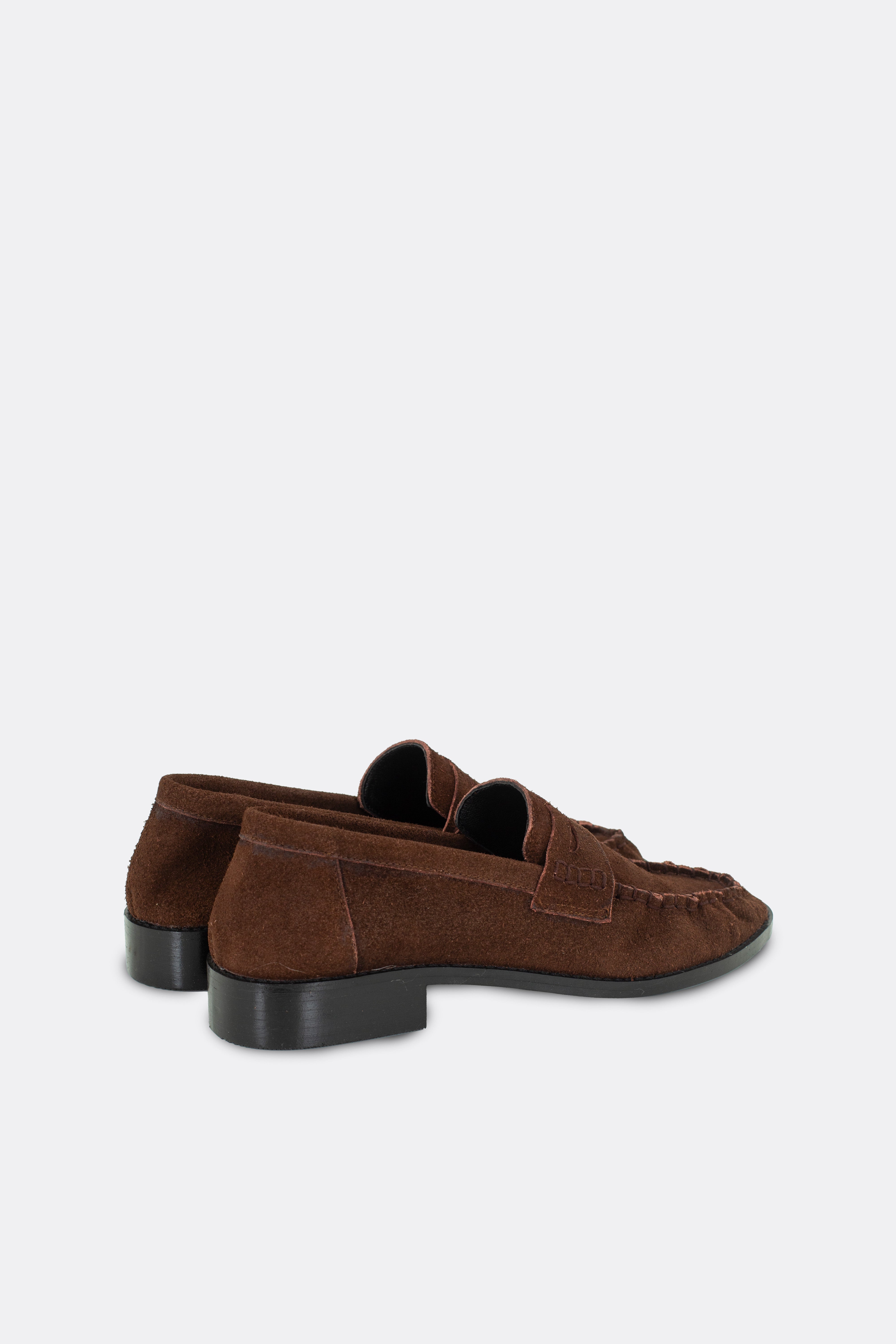 Loaf Shoes Suede Brown