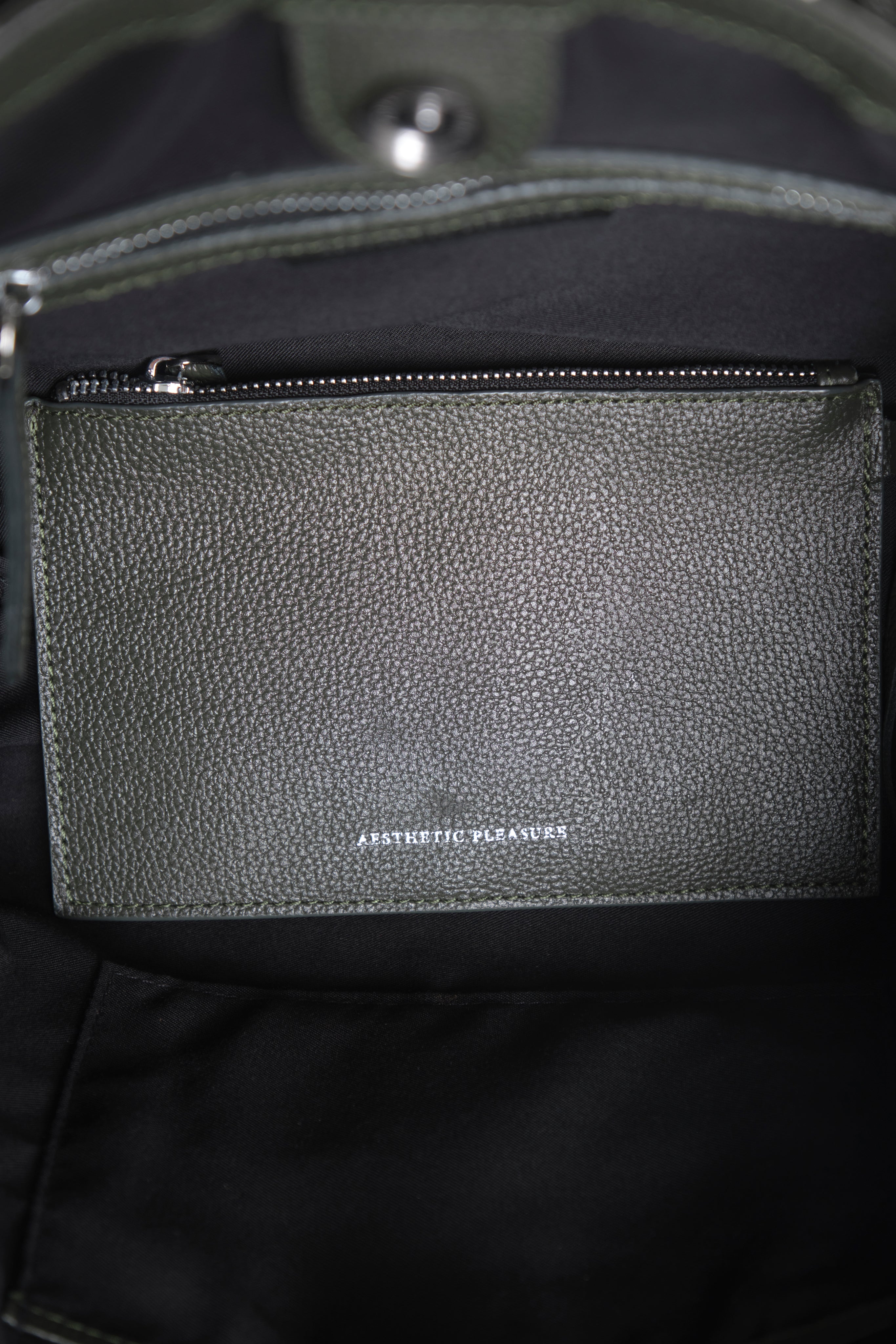 Medium Rocco Bag Grain Olive