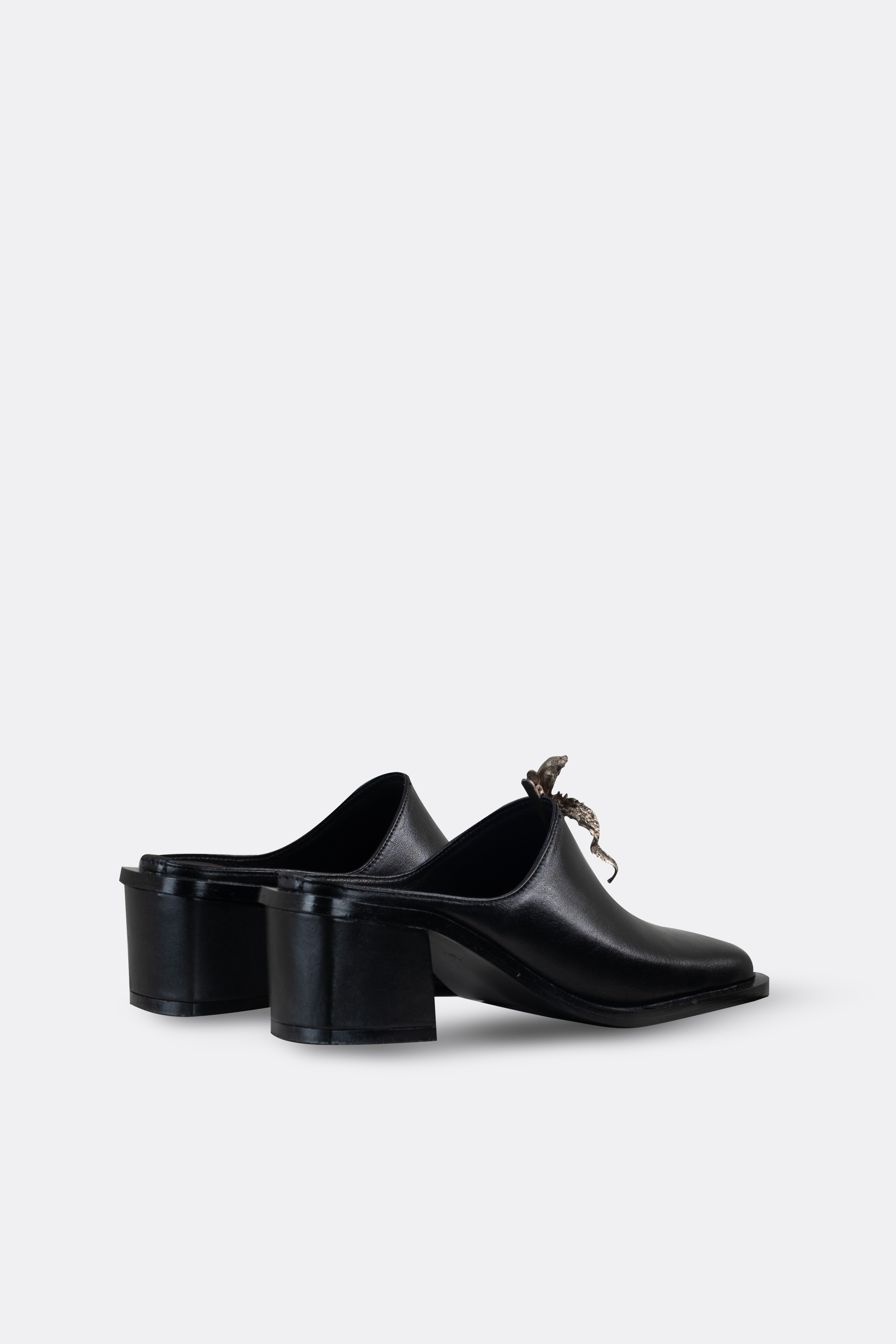 Mahija x AP Naar Mules