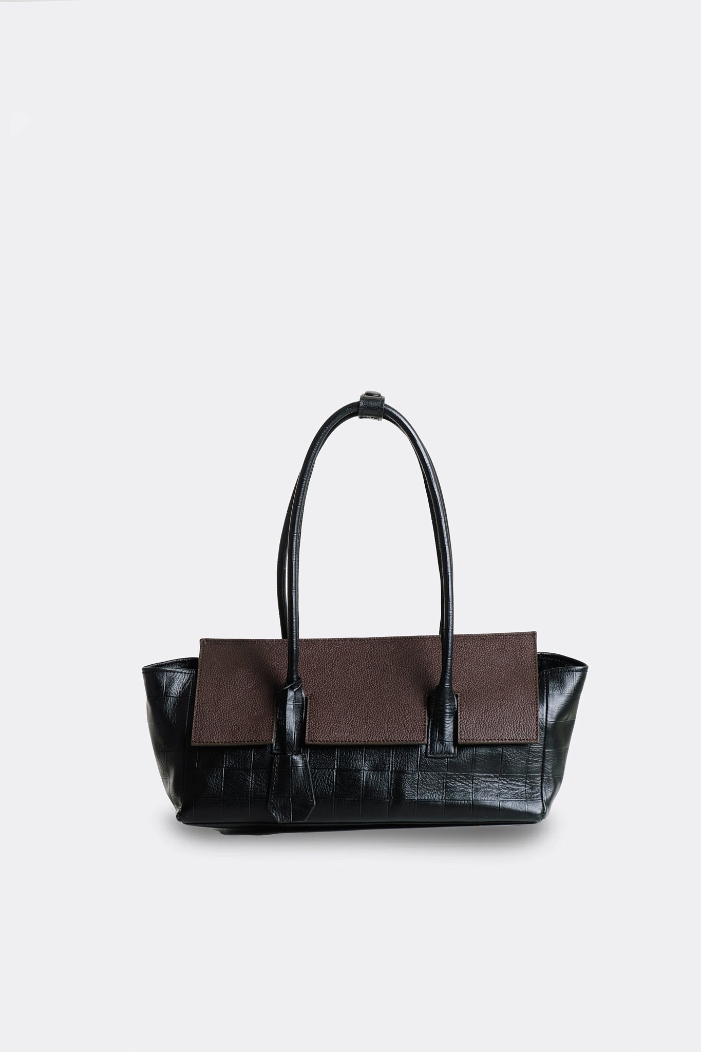 Slits Flap Essens Baguette Grain Brown